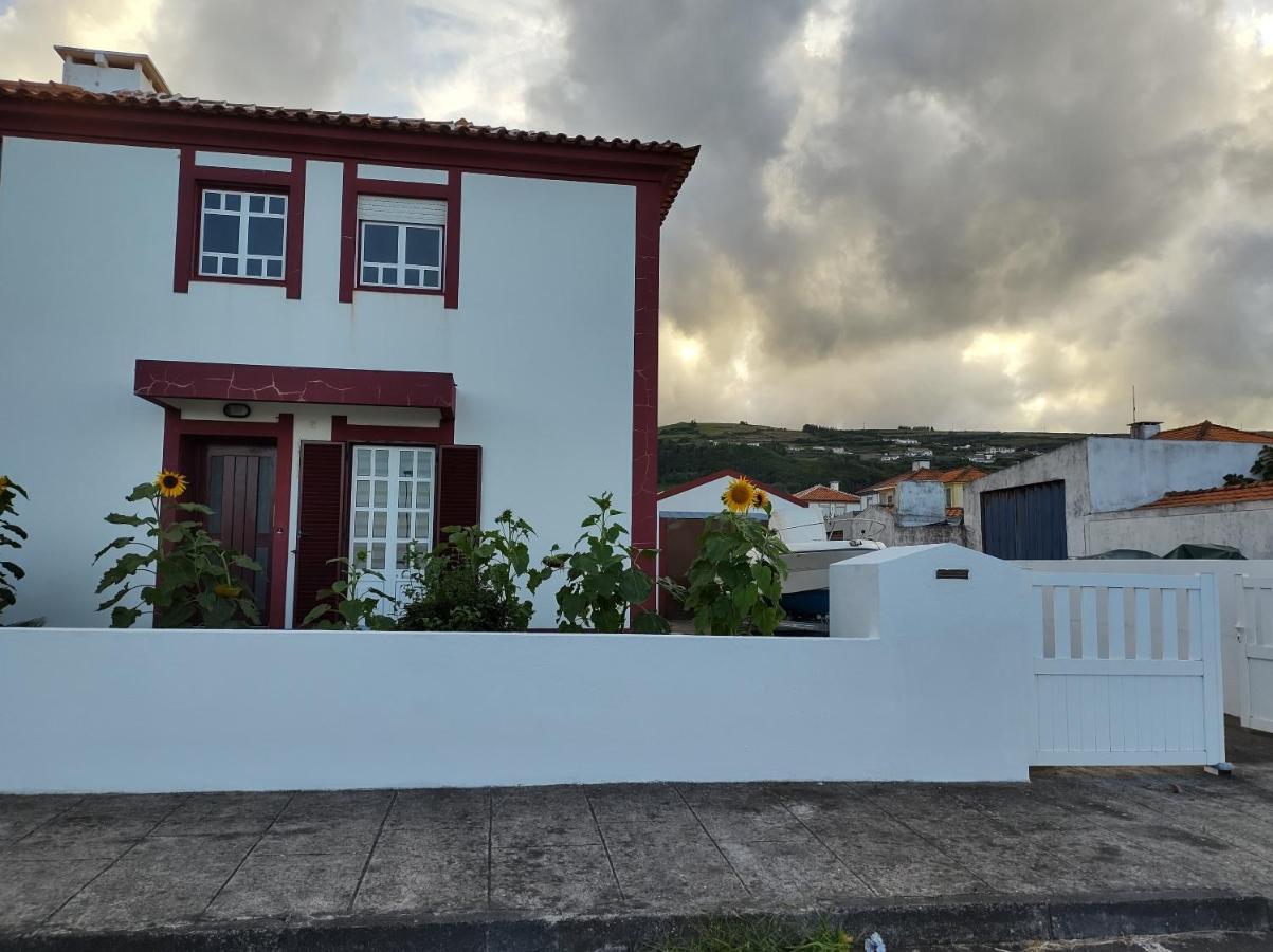 Kai Casa Frente Al Mar Y Completamente Restaurada Santa Cruz das Flores